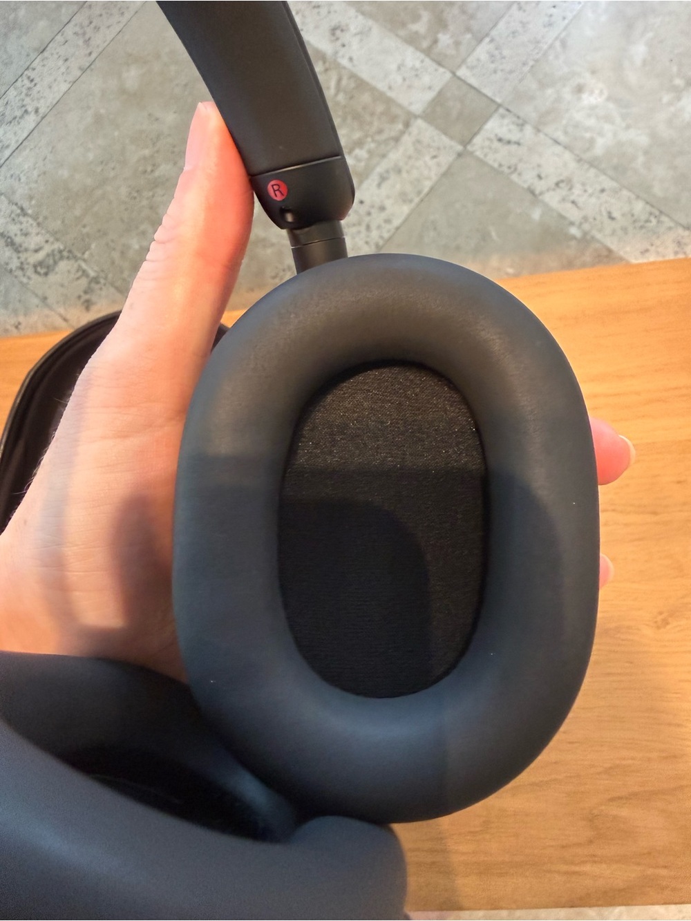 Sony WH-1000XM5 Premium Noise Canceling Headphones - Picture 6 of 6
